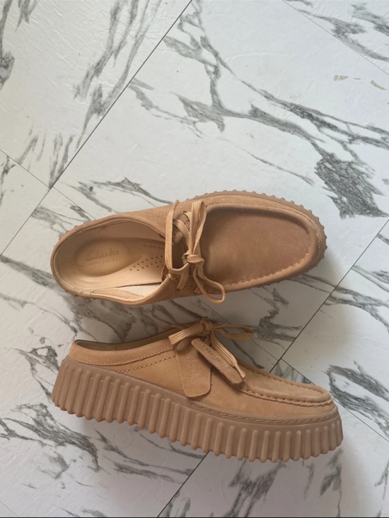 Clarks Shoes - Women’s Clarks Platform Creeper Loafers in Tan Torhill